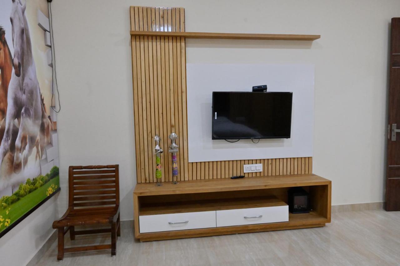 Ideal Home Stay Амрітсар Екстер'єр фото